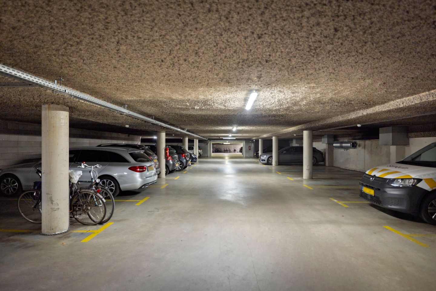 garage.jpg